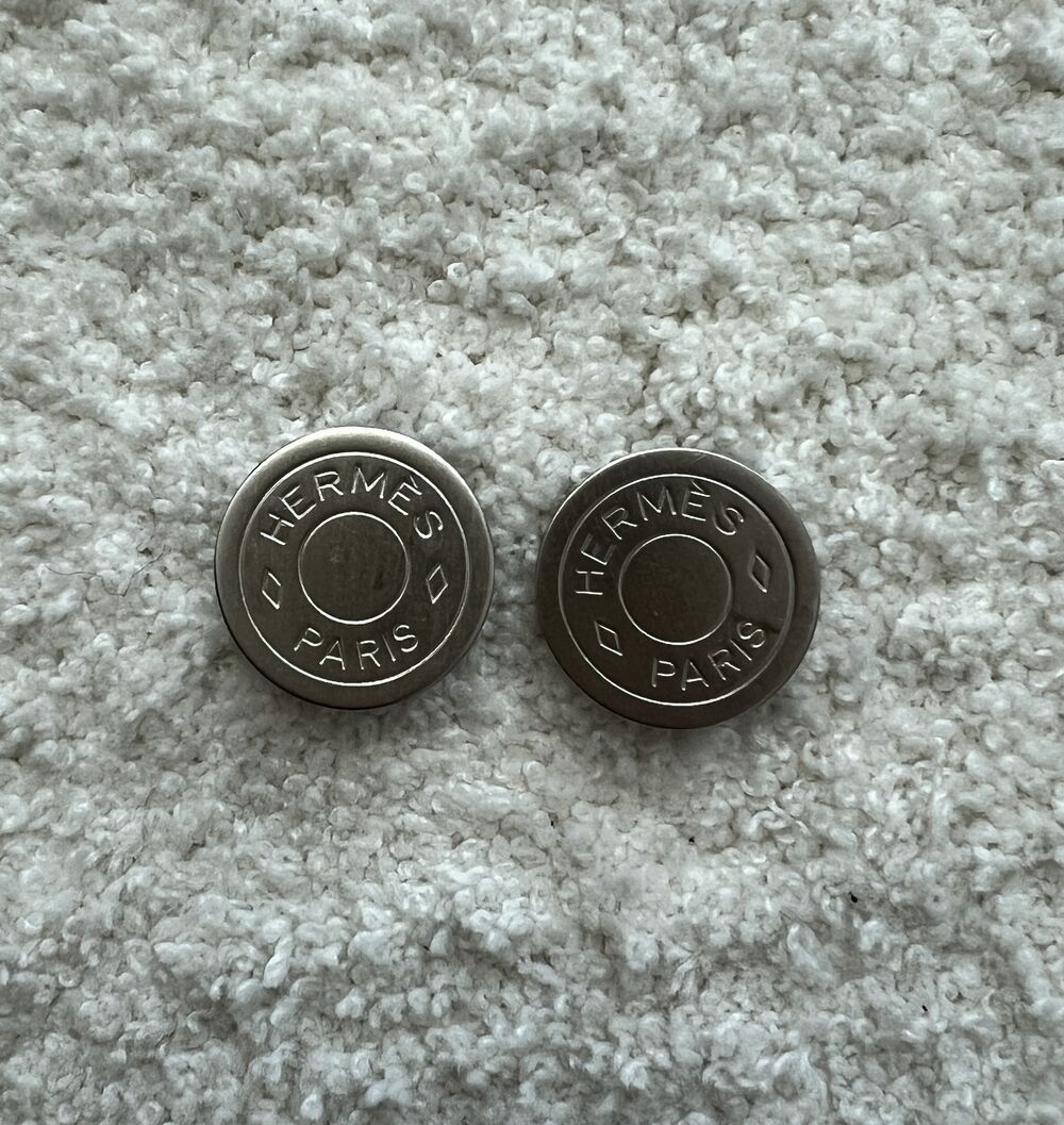 HERMÈS SELLIER COIN CLIP EARRING