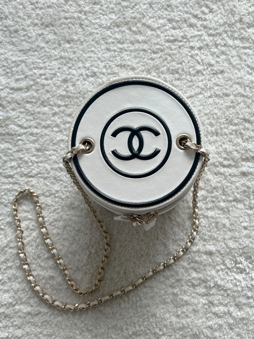 CHANEL CC LOGO VANITY CROSSBODY BAG