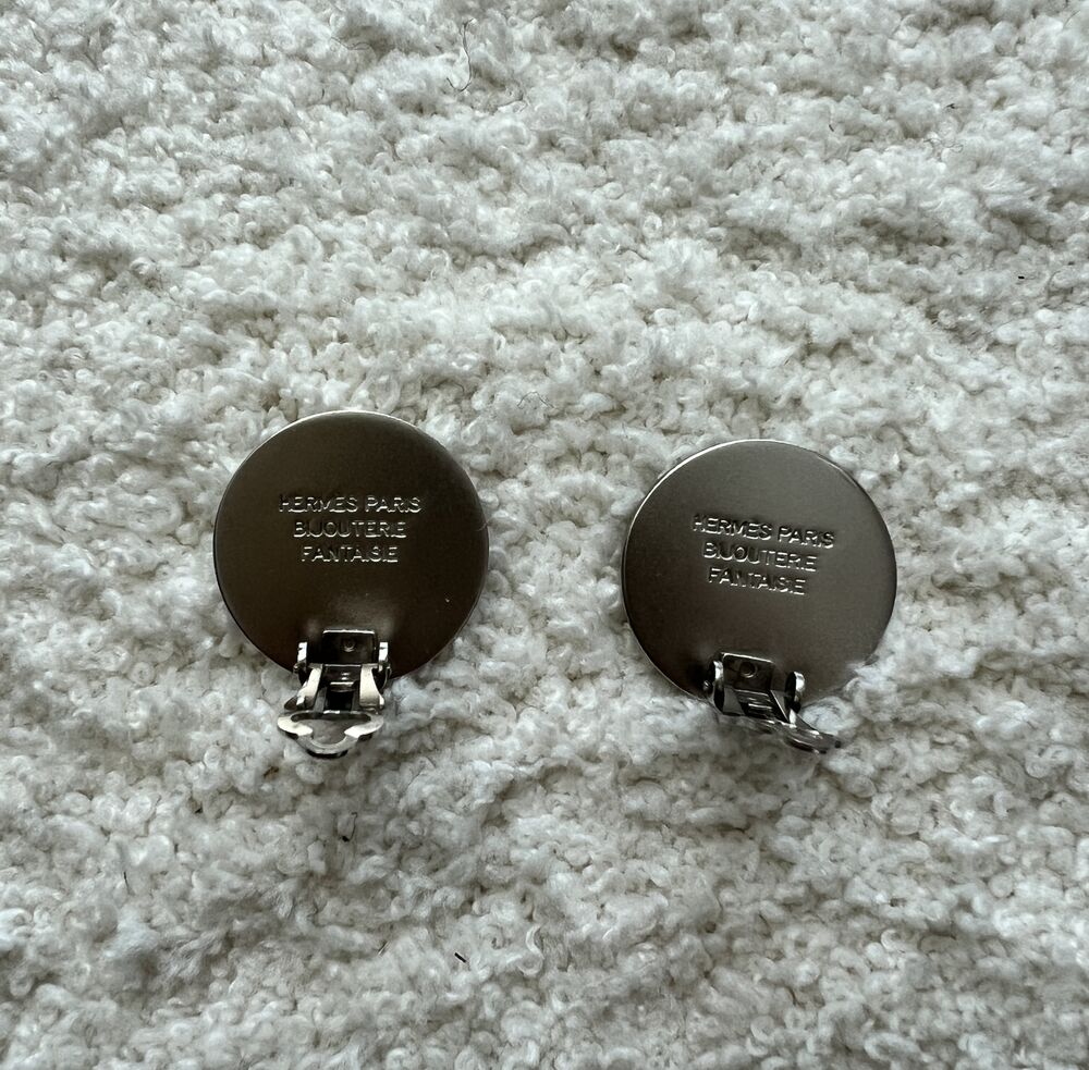 HERMÈS SELLIER COIN CLIP EARRING