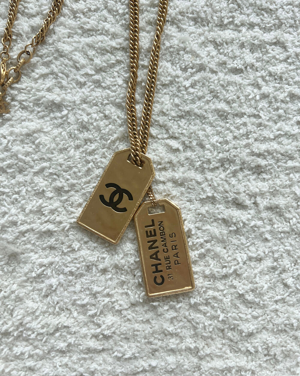 CHANEL 31 RUE CAMBON DOG TAG NECKLACE