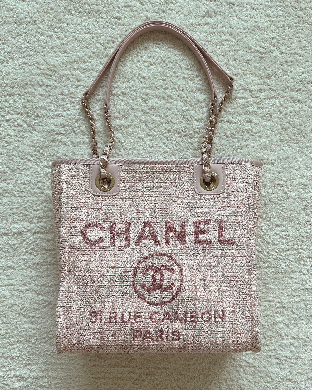 CHANEL DEAUVILLE CHAIN BAG