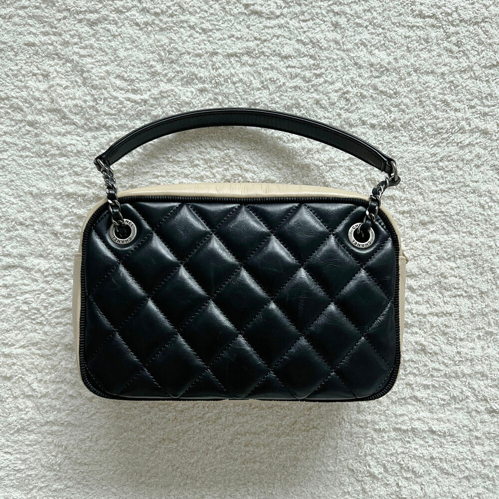 CHANEL BALLERINE CAMERA BAG