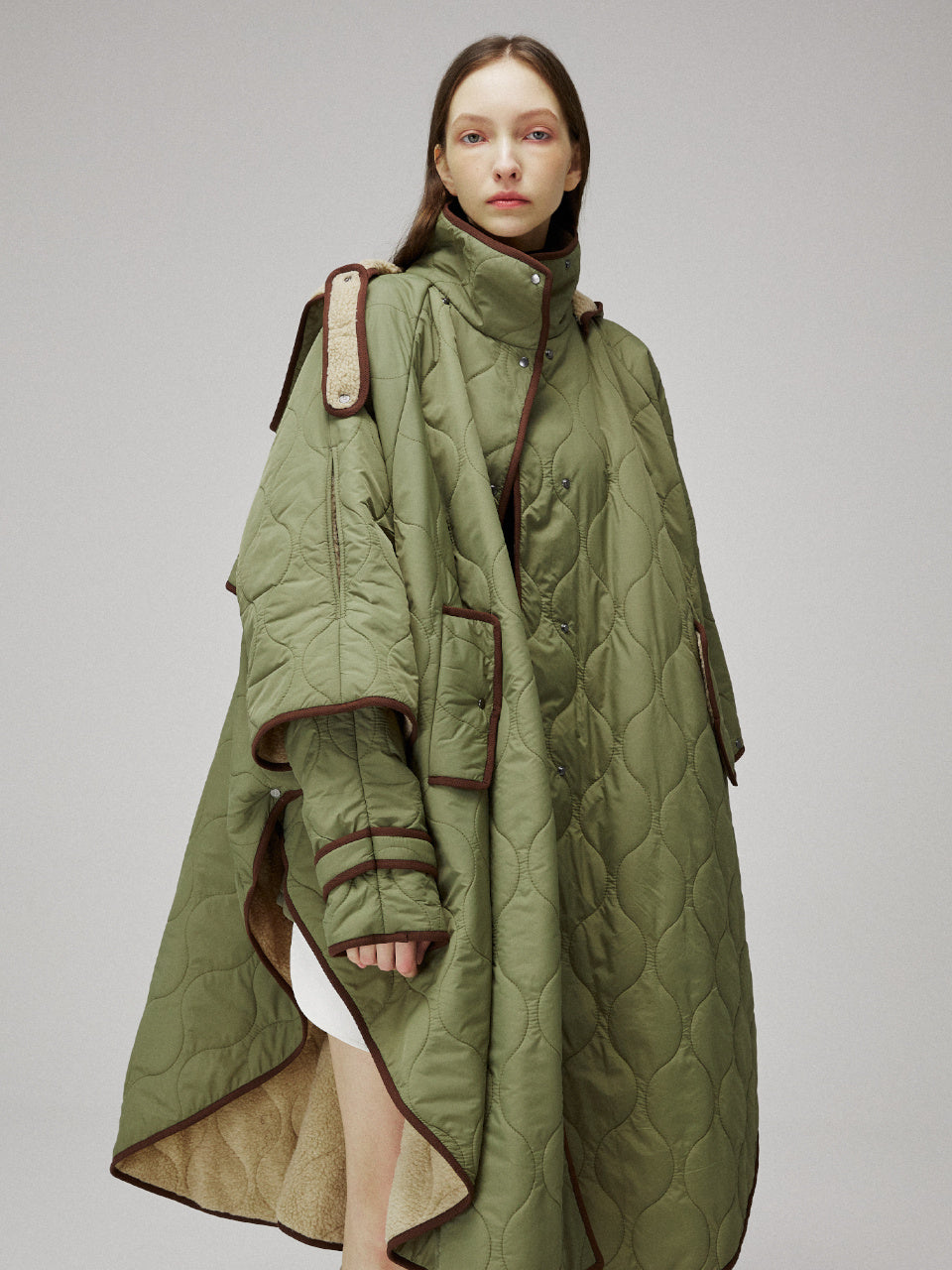 MMAM QUILTING CAPE HOODED COAT