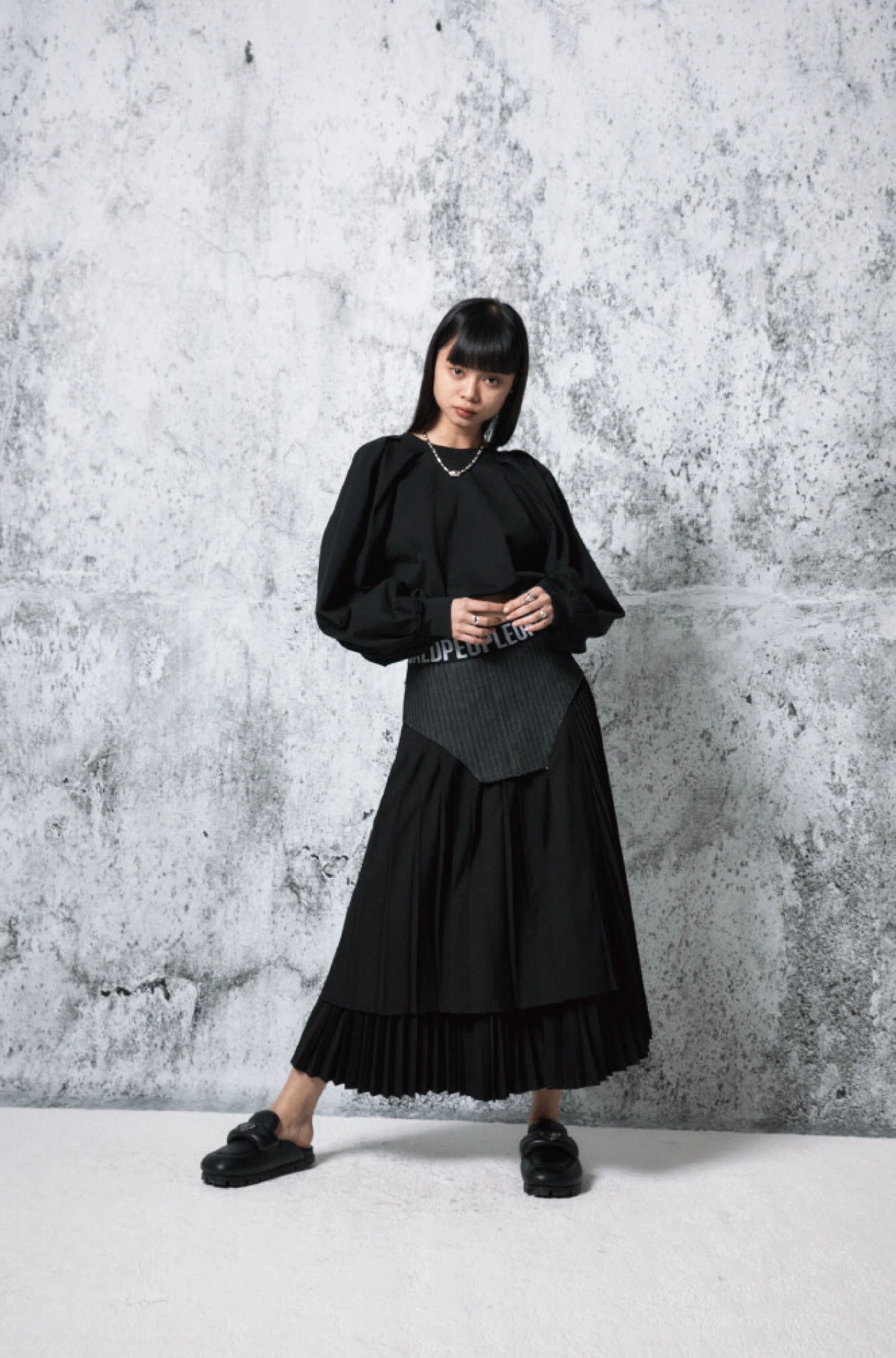 PEOPLE OF THE WORLD DENIM COMBINATION PLEATED SKIRT