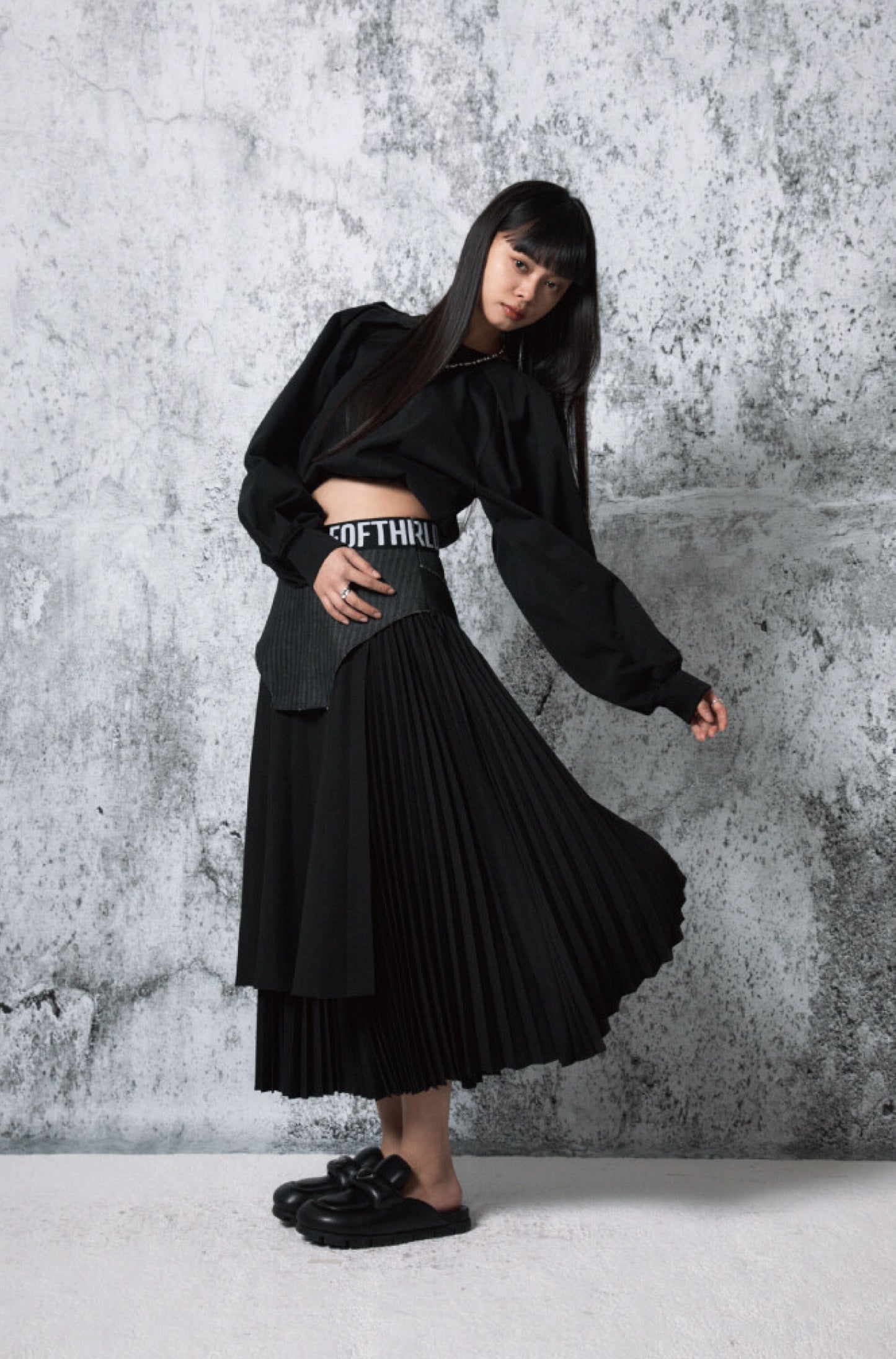 PEOPLE OF THE WORLD DENIM COMBINATION PLEATED SKIRT