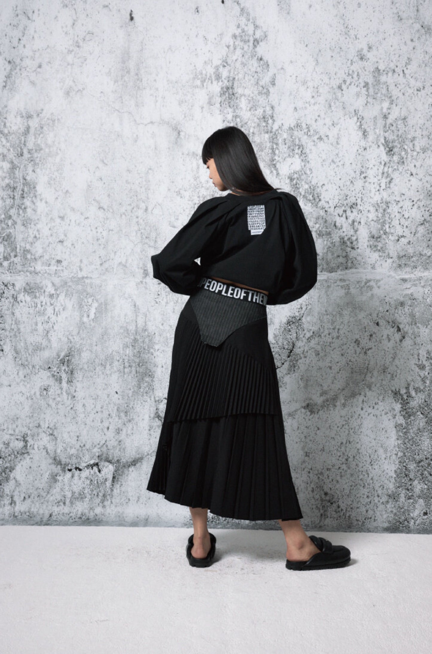 PEOPLE OF THE WORLD DENIM COMBINATION PLEATED SKIRT