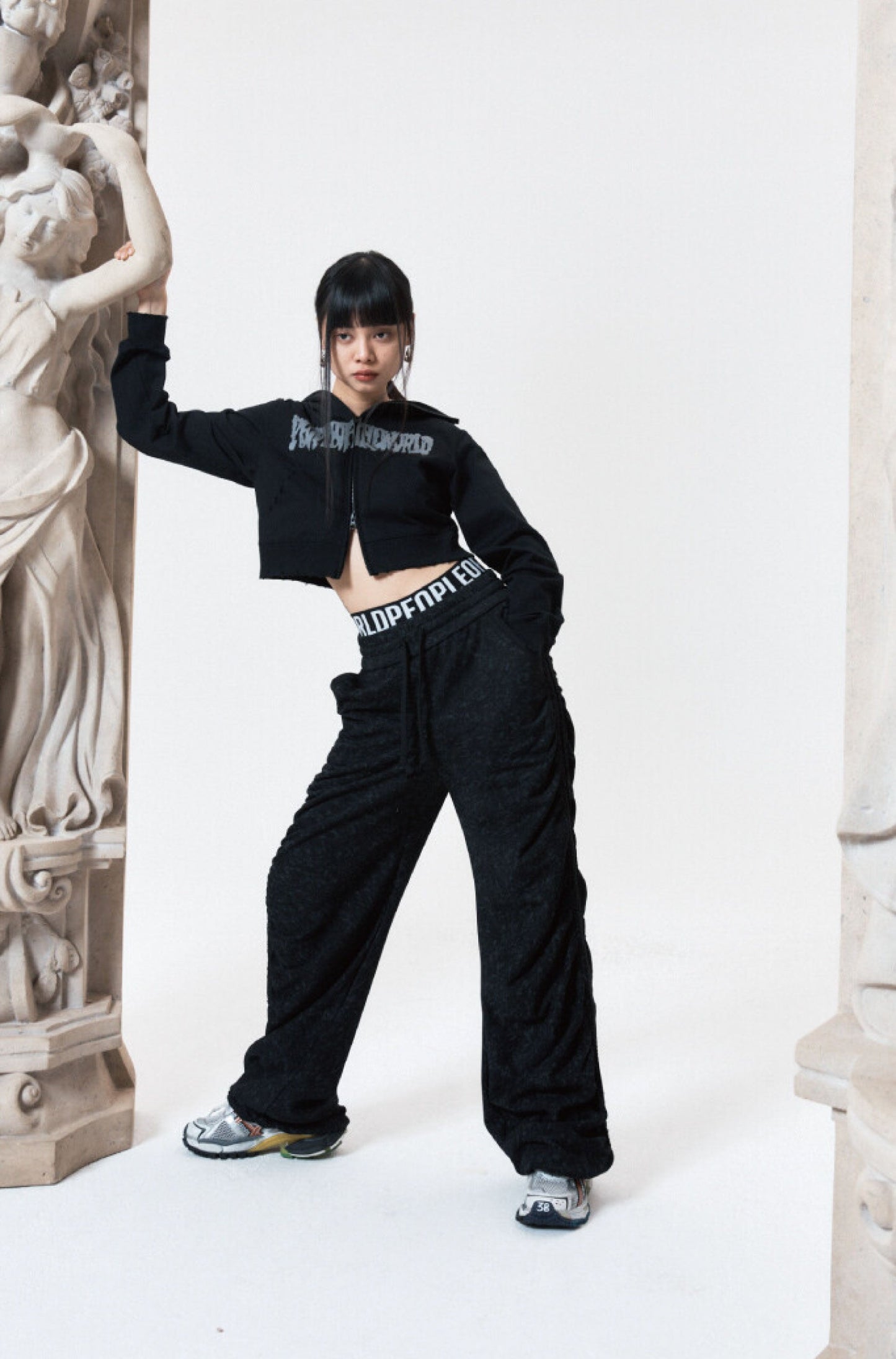 PEOPLE OF THE WORLD SHIRRING WIDE BANDED PANTS BLACK