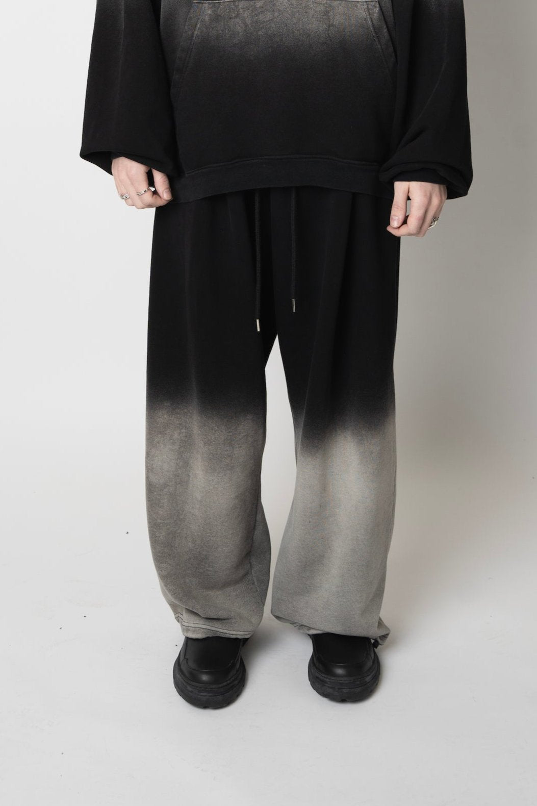 GRADATION DYED SWEAT PANTS