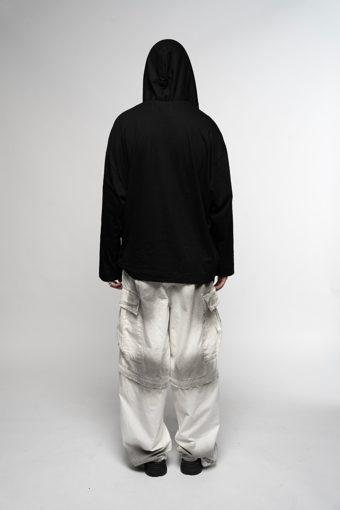 SPRAY PAINTED CARGO TROUSER WHITE