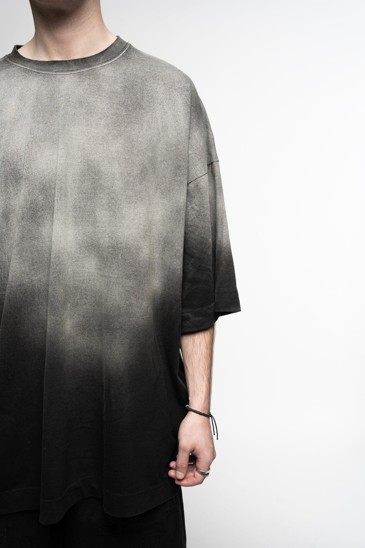 OVERSIZED GRADATION DYED T-SHIRTS