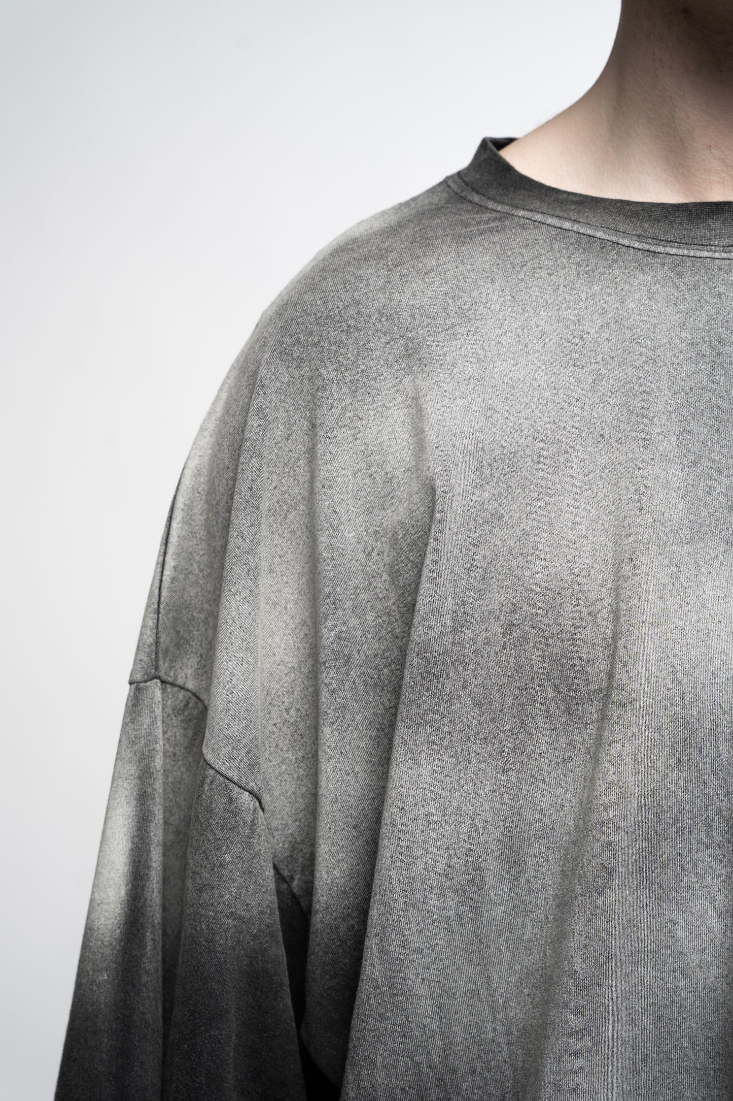 OVERSIZED GRADATION DYED T-SHIRTS