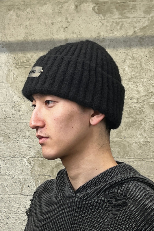 RIBBED BEANIE