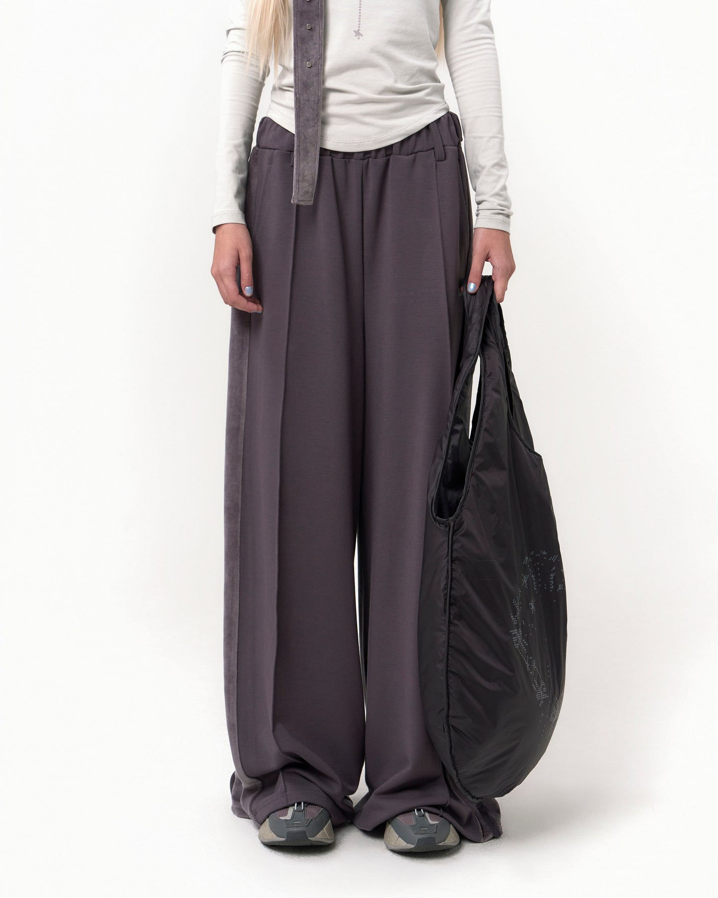 OJOS BELT WIDE SWEAT PANTS CHARCOAL