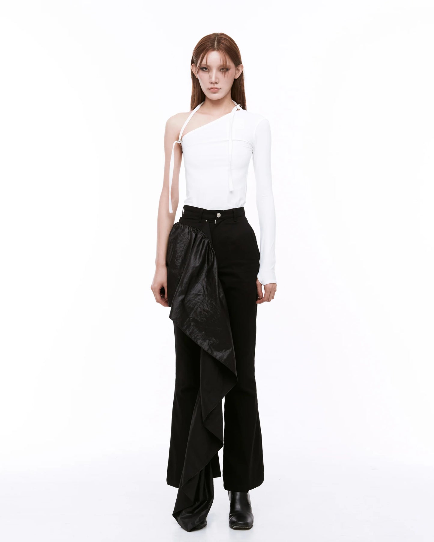 ARTSDEBASE DRAPING BOOT CUT PANTS BLACK